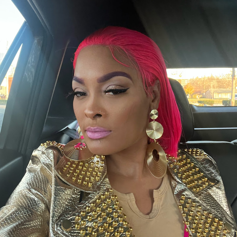 Bossy Tasha Simon