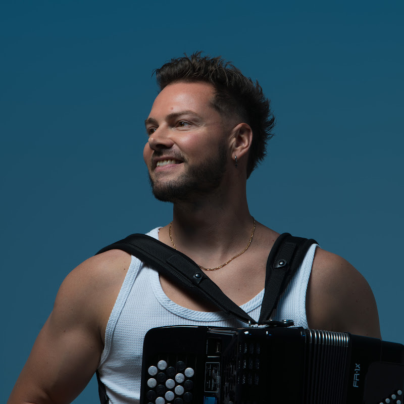 Mikaël VIGNEAU