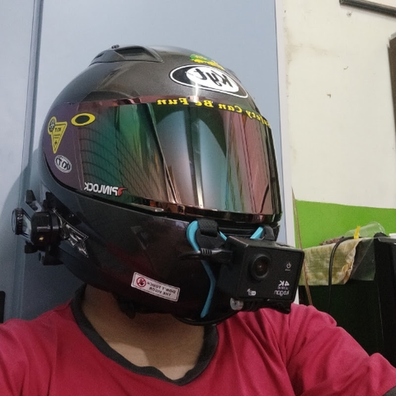 Hire Syaid Mulya — Daily Vlogs & Personal Life YouTube creator for sponsorships