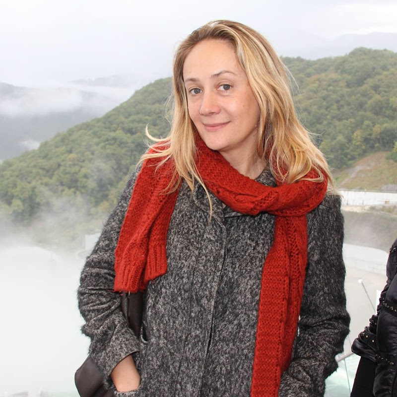 Марина Кочнева Logo