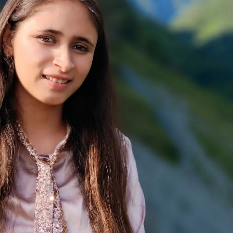Alisha Ahuja vlogs