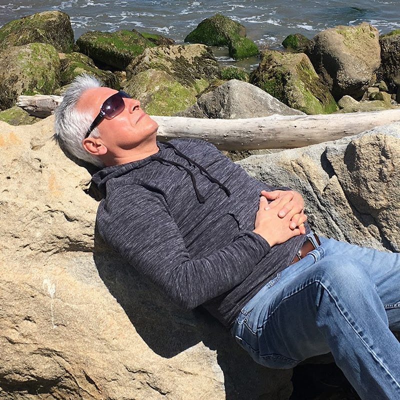 Raul R. Rios