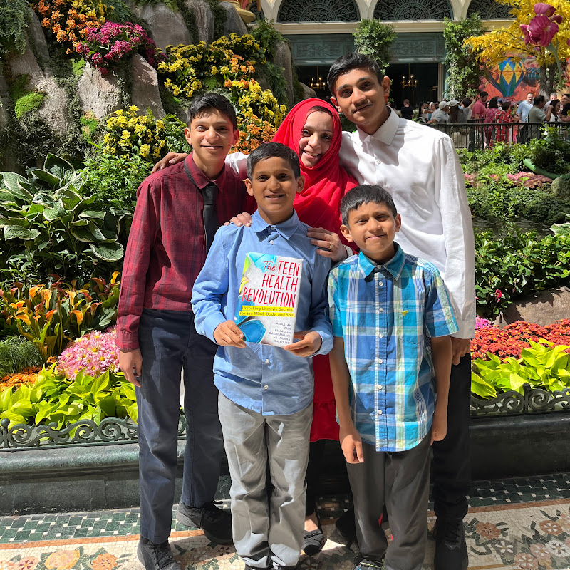 HolisticMom, MD and The Holistic Kids