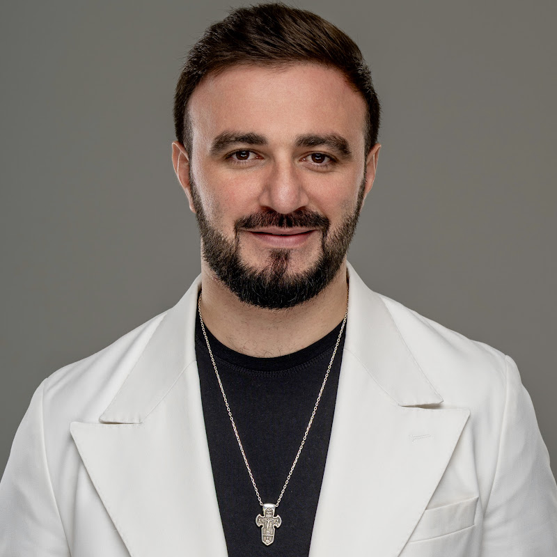 ARIK DUMIKYAN