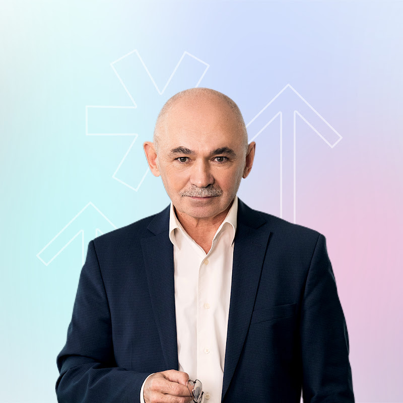 Александр Свияш Logo