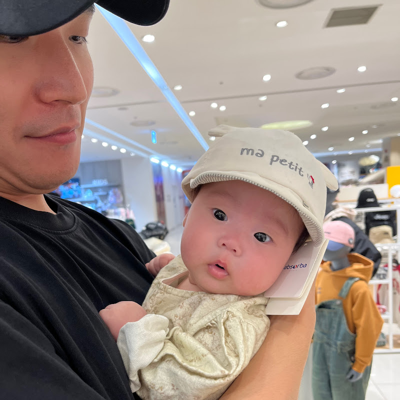 다정한참견 Logo