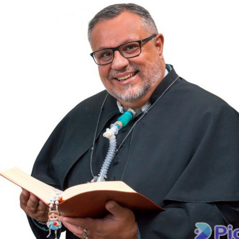 Padre Márlon Múcio
