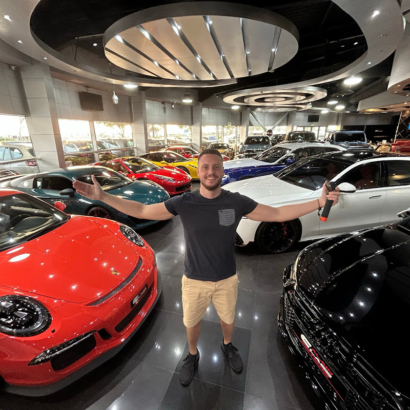 Johnny Hunter - Cars, Travel and More