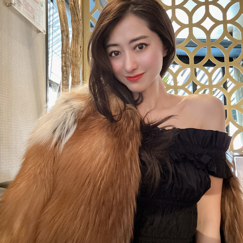 江辺香織のビリヤードレッスン