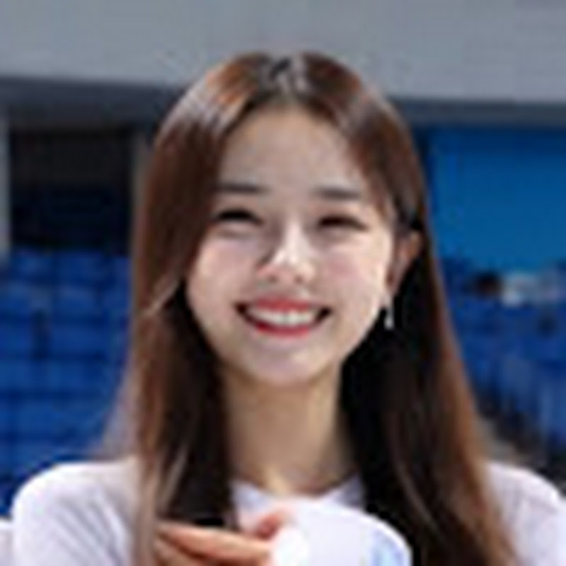 YUMIU (유미유) AI 룩북 SPORTS LOOKBOOK