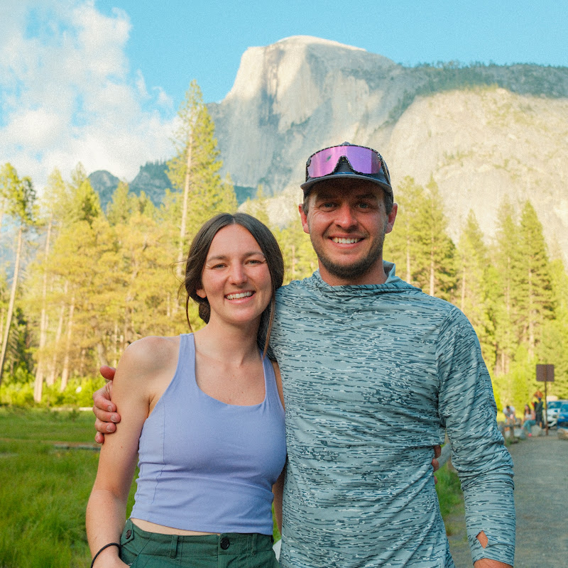 The Adventure Addicts | Zoe & Kelby