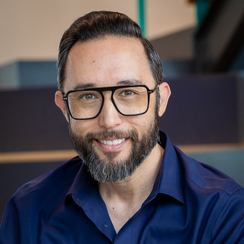 BlackFin360 - Tom Edwards AI Keynote Speaker