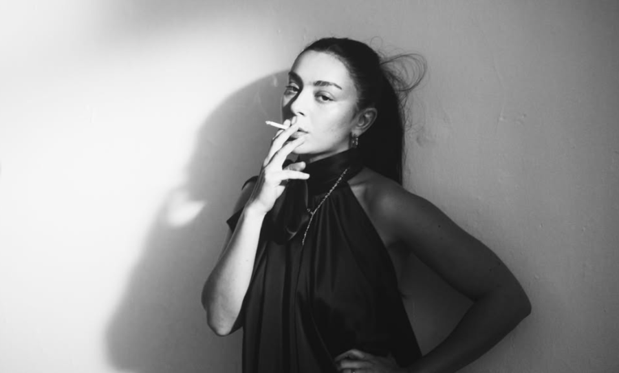 does charli xcx smoke cigarettes smoking cigarette Cosmopolitan Charli XCX Lights Up Fan's