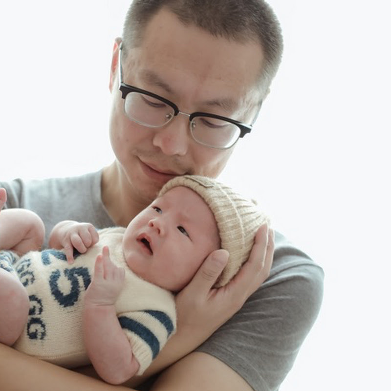 霍比特小灰 Logo