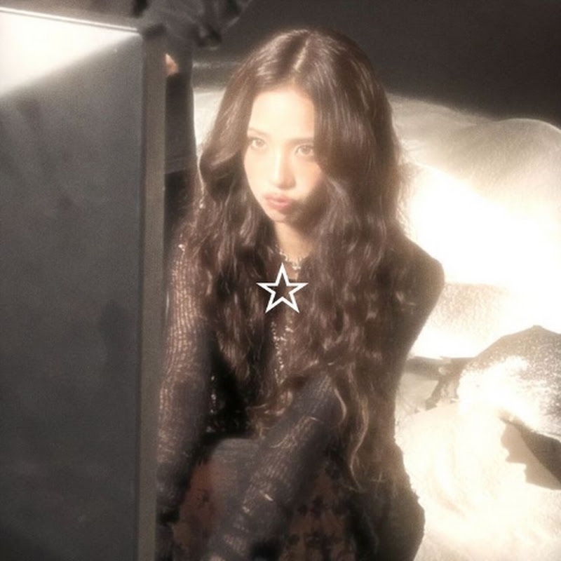 GODDNES JISOO