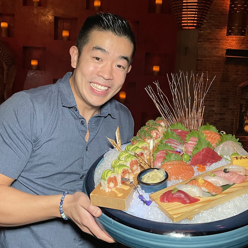 JT · Las Vegas Food & Travel