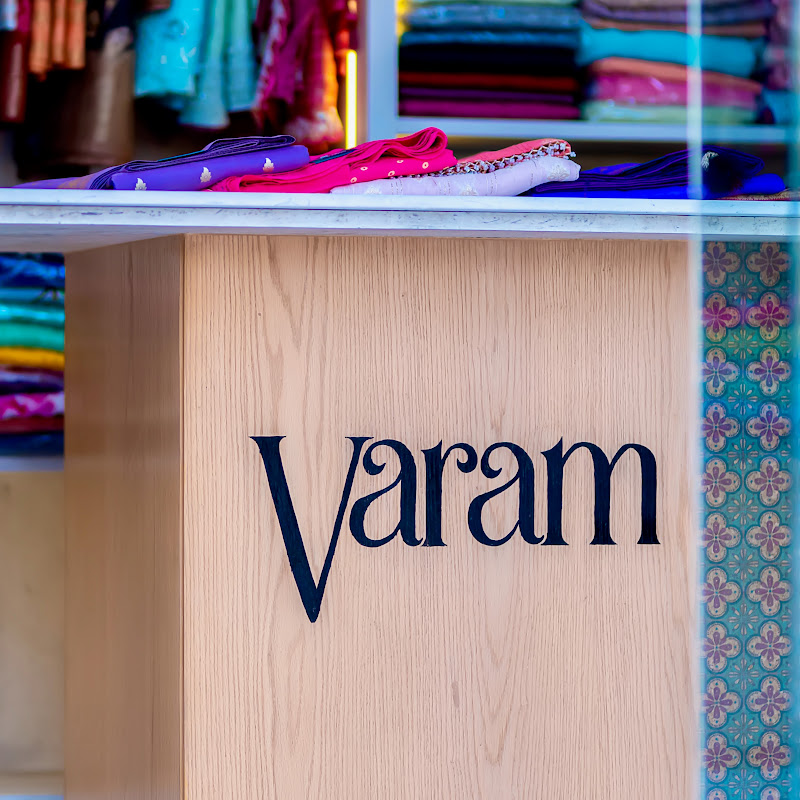 Varam Fashion House
