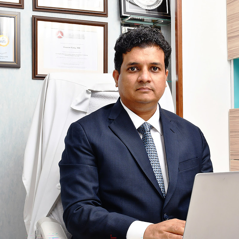 Dr. Gaurav Garg Best Hair Transplant Surgeon Delhi