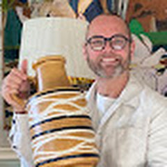 Thumbnail of related channel