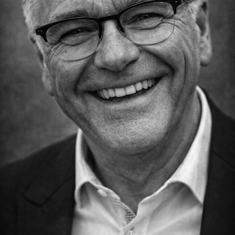 Craig SAUNDERS