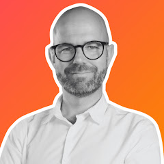 Piotr Cieluchowski - wdrażaj AI w biznesie