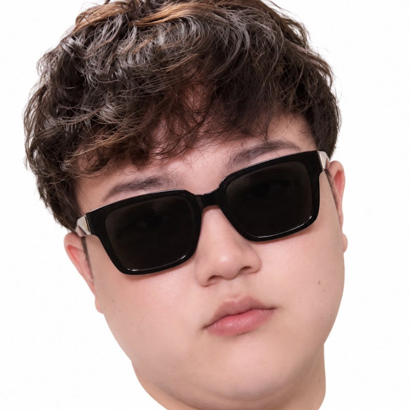 카와 구치이지만 YouTubeチャンネル画像