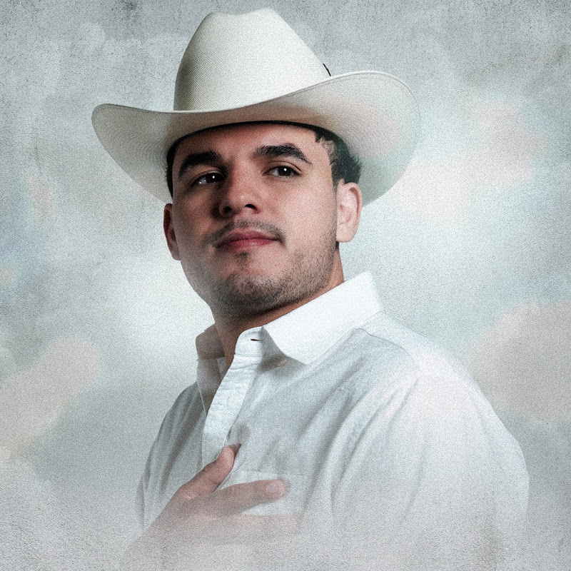Edgardo Nuñez - Topic