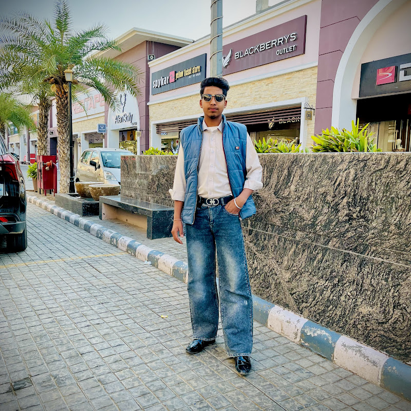 Hire Dhruv pipli wala — Music & Audio YouTube creator for sponsorships