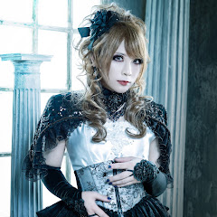 HIZAKI 