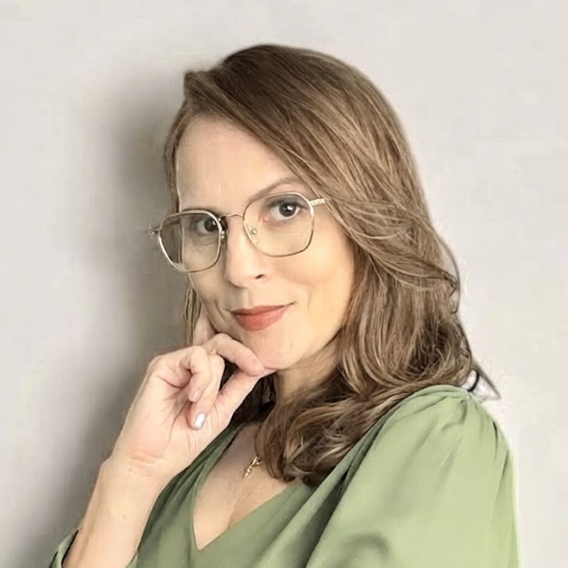 Izabel Pariz | Empreendedorismo Artístico