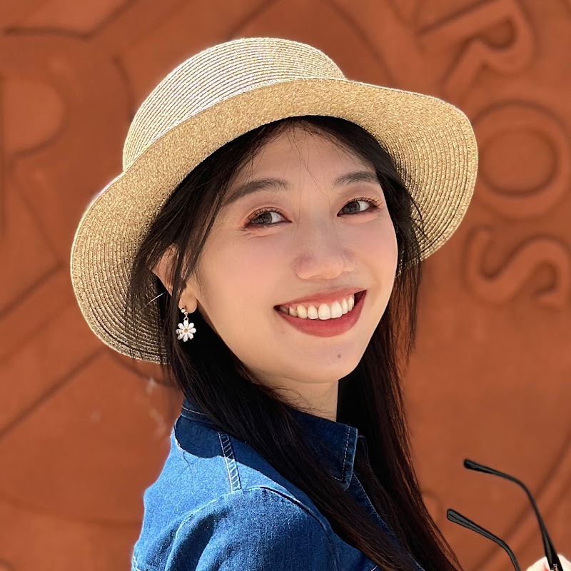Ashley艾嘻哩 YouTube 頻道頭像