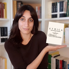 Essentia Libris