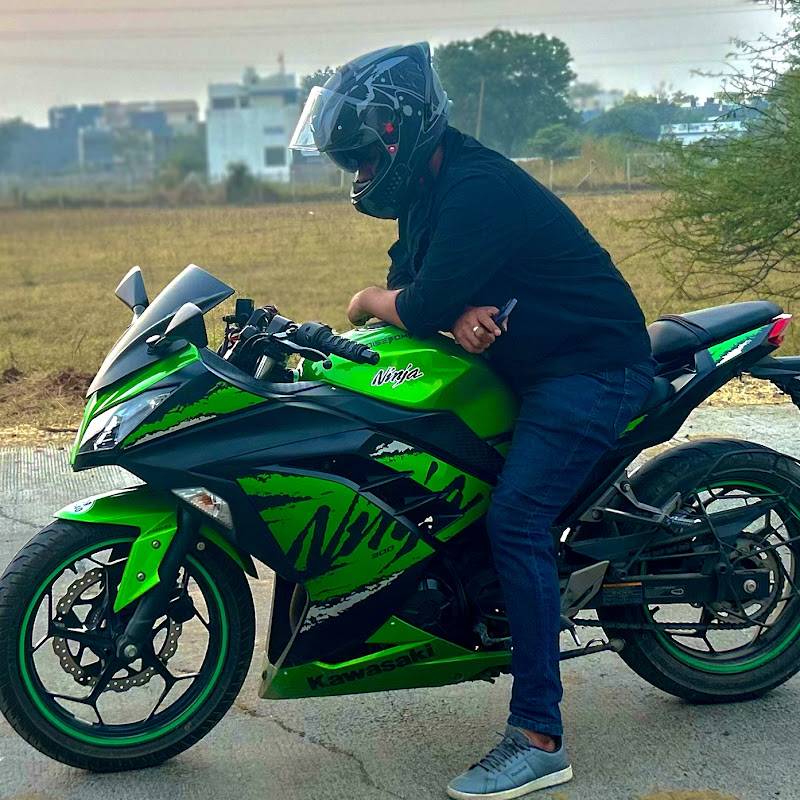 Akashmotoworld