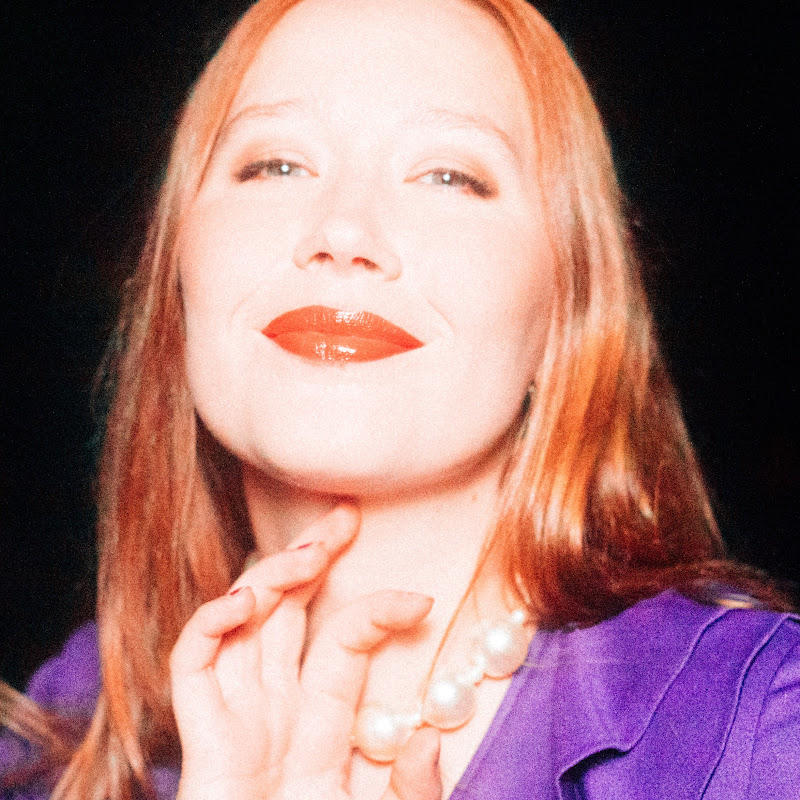 julia jacklin icon