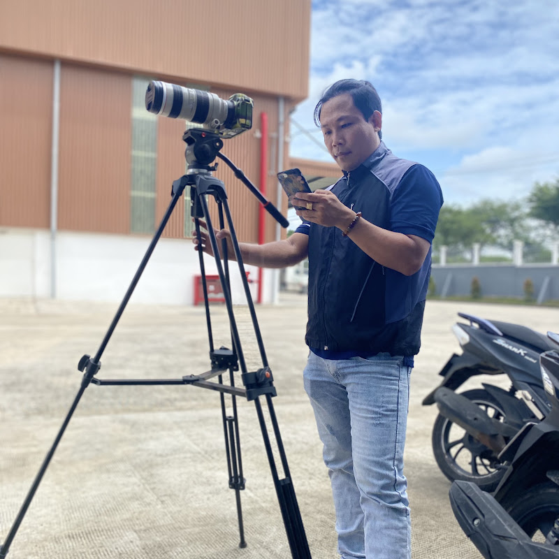 Giới Media