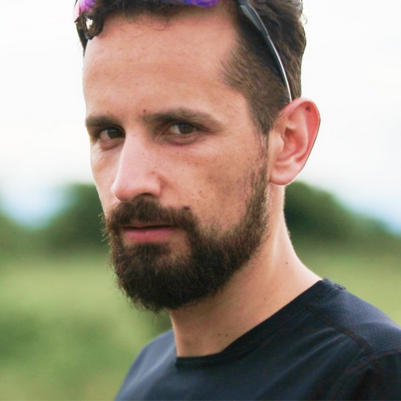 Andrés Ramírez Coach