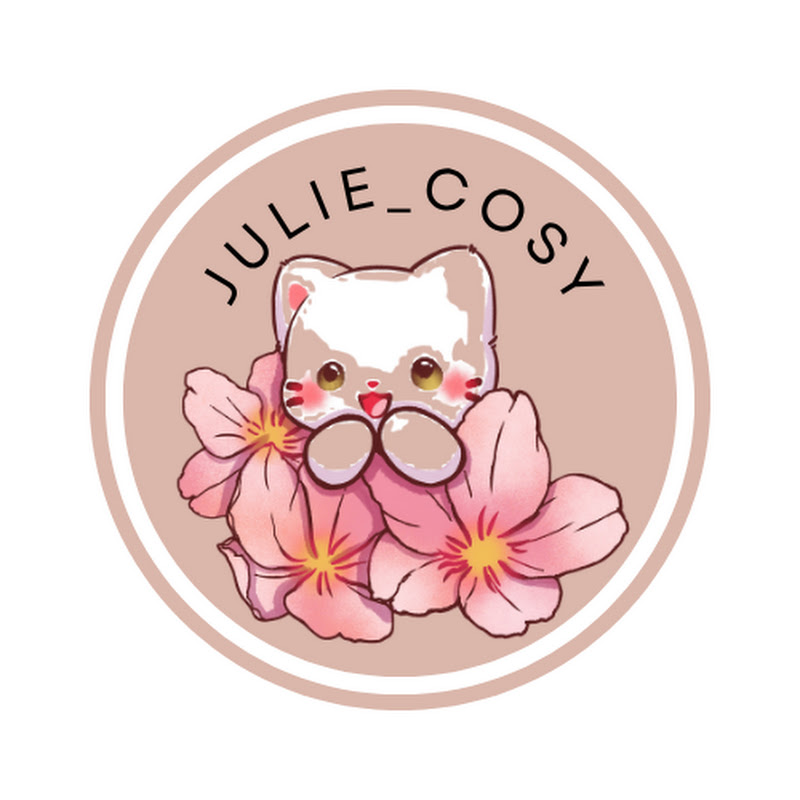 Julie_Cosy