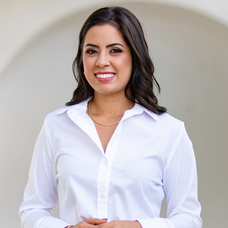 Prof Ane Milena