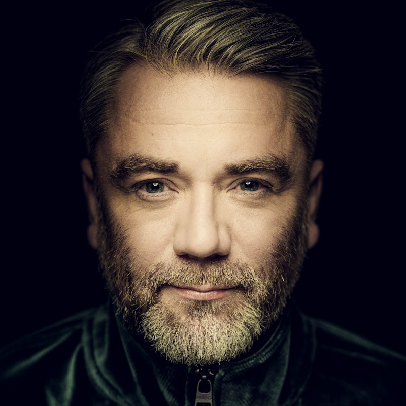 Kuba Badach