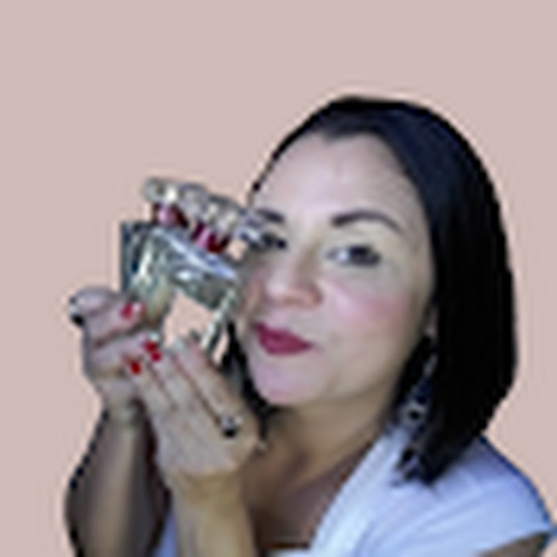 Perfumania By Gabi Castro