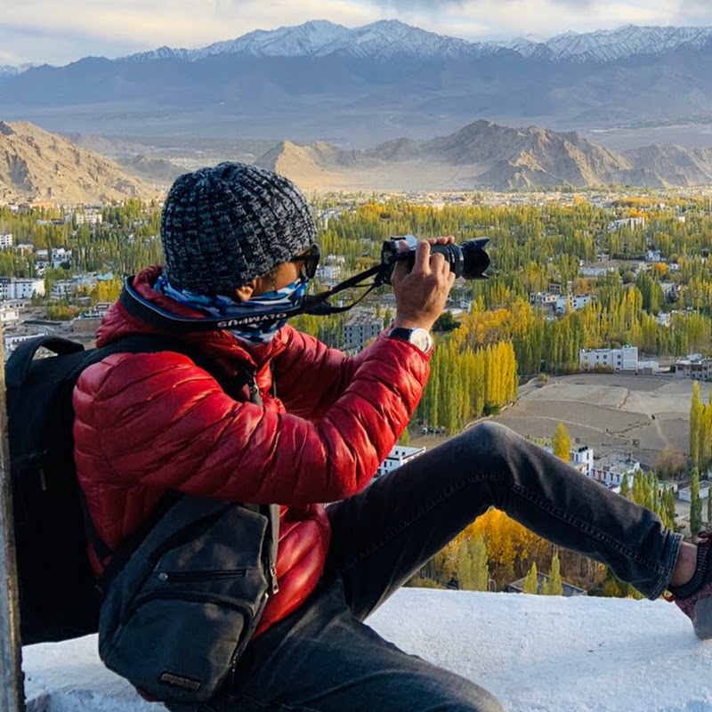 พี่อ๋อย กินเที่ยว เปรี้ยวไปเรื่อย