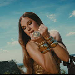 Aleksandra Radovic Official