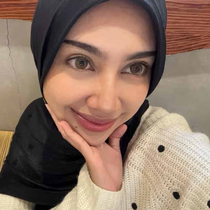 Dina Deniarni