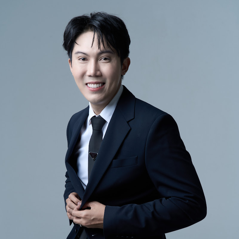 Kongnaphat Official  นางโรมโคมเขียว