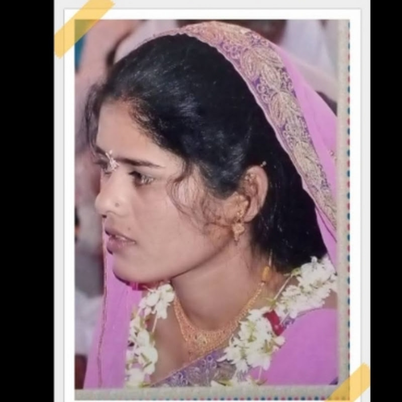 Kavita fashion.