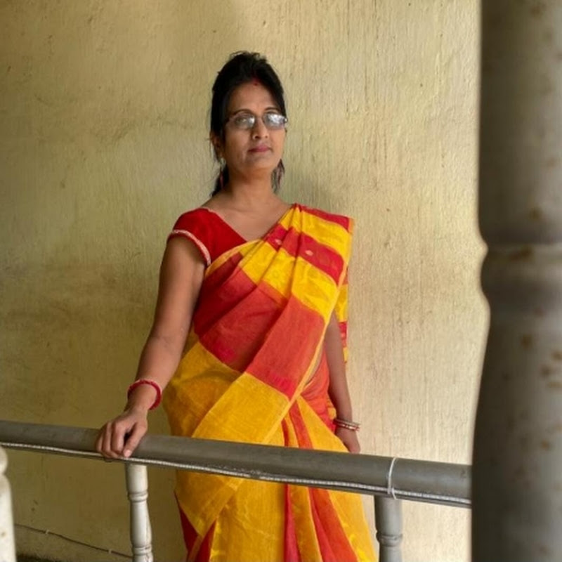 Mou's Tailors and Vlogs