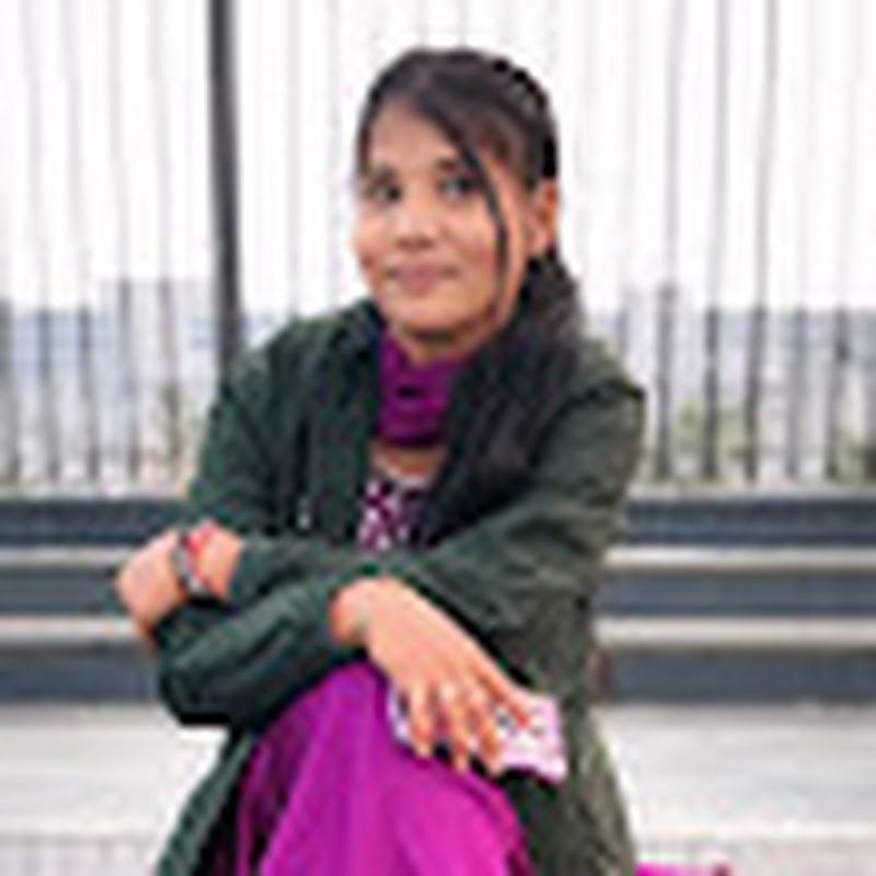 Hire desi_famera_famliy  — Family Travel Vlogs YouTube creator for sponsorships