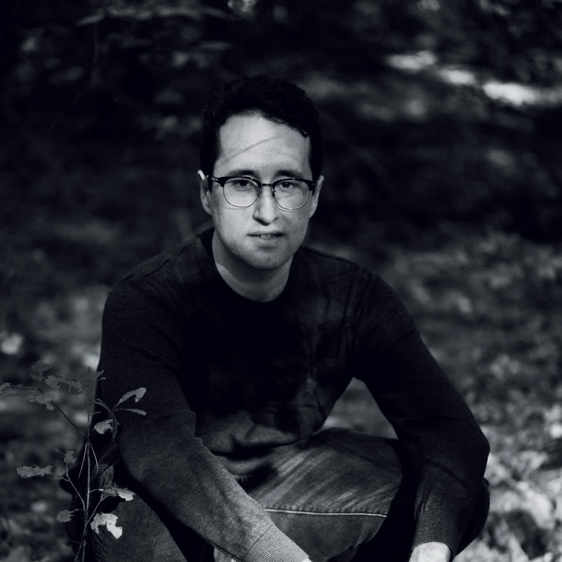 Farrell McGuire Logo