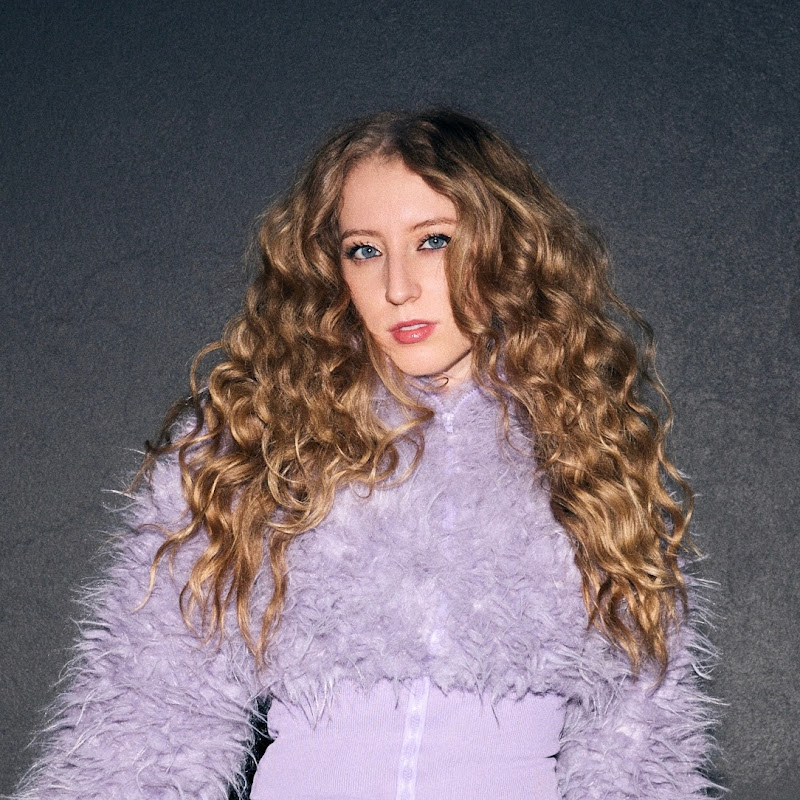 Lola Violet