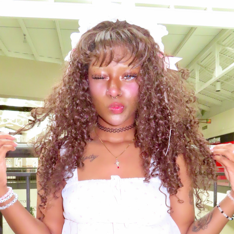 Niya Renee